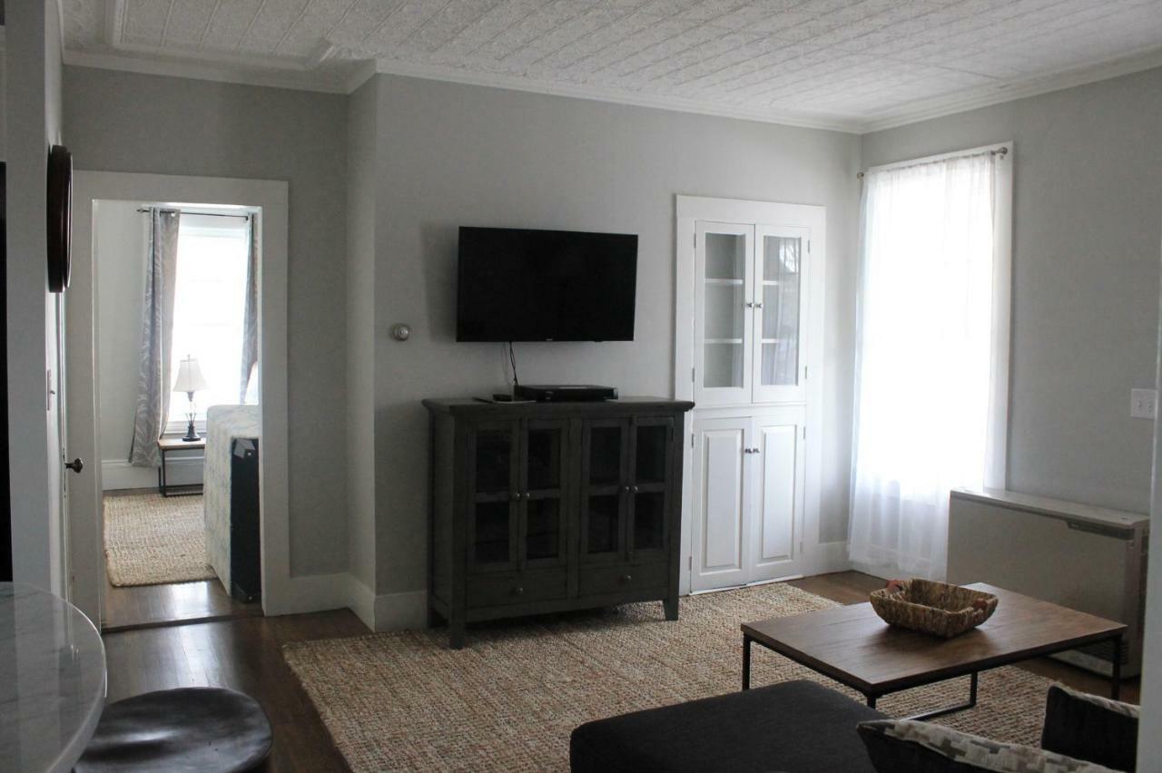 וולפבורו New One Bedroom Apartment Near Lake Winnipesaukee מראה חיצוני תמונה